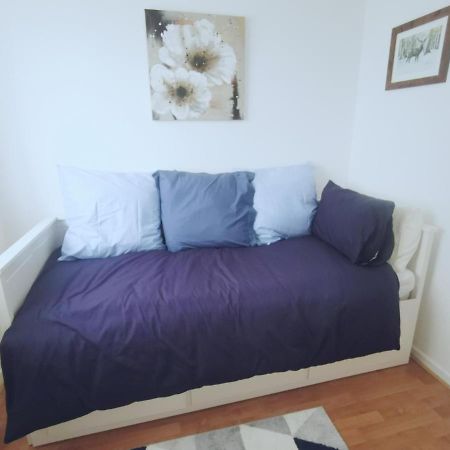Room In A Friendly Home In A Quite Neighborhood Of Cardiff Bagian luar foto