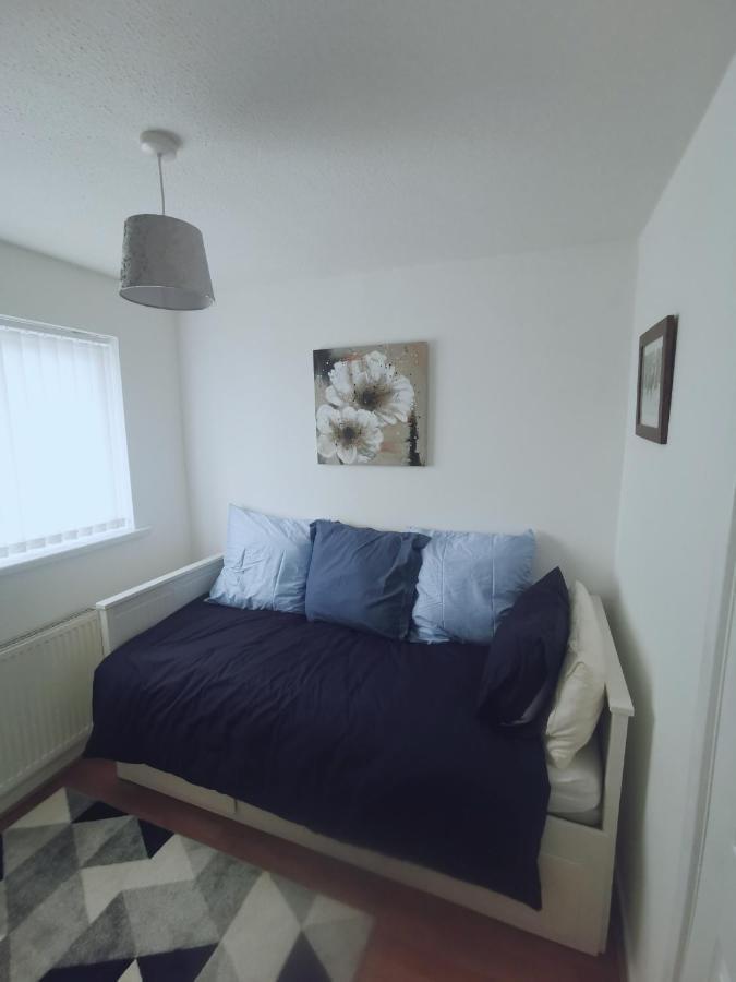 Room In A Friendly Home In A Quite Neighborhood Of Cardiff Bagian luar foto